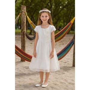 Primrose  A First Communion/ Flower Girl White Dress Size 6